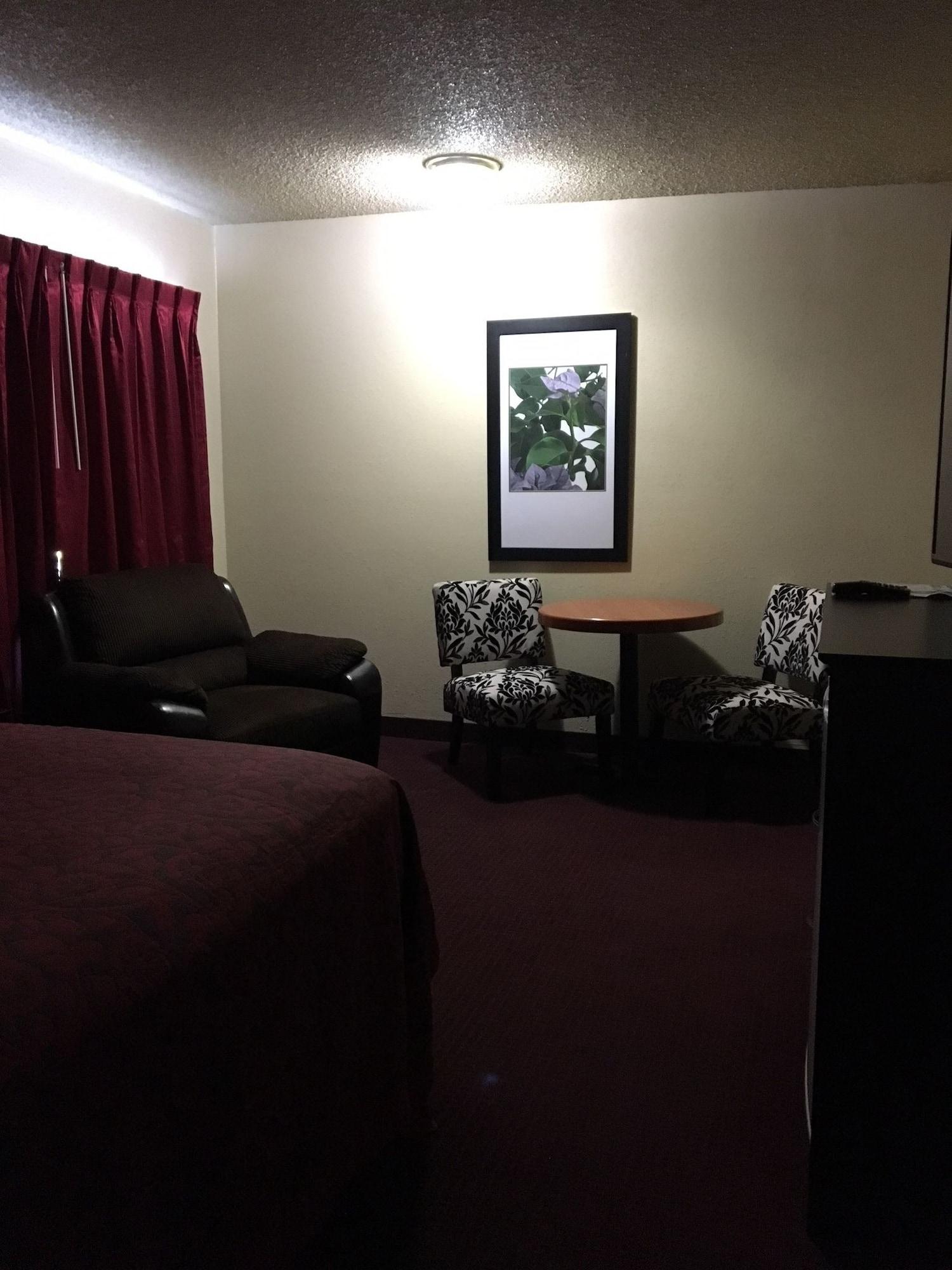 Days Inn By Wyndham Bend Esterno foto